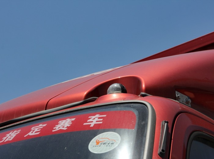 福田奥铃TX超值版 110马力 4.165米单排厢式轻卡外观图（29/38）