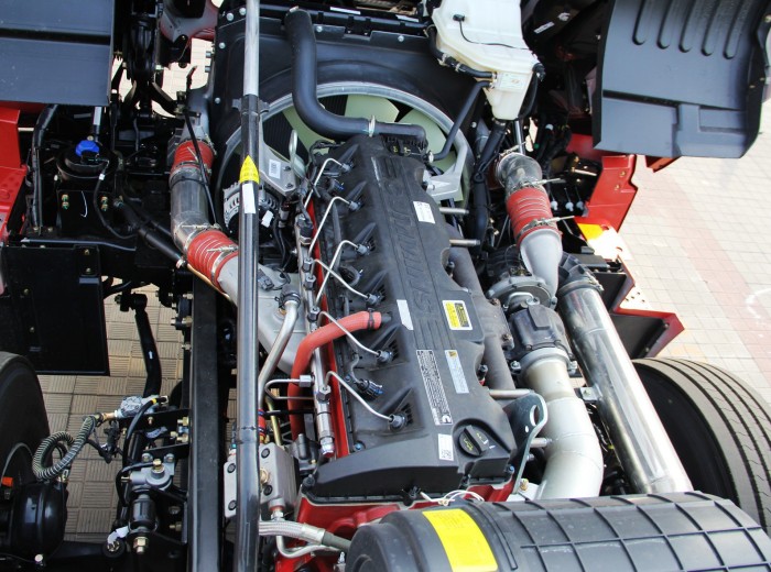 福田 欧曼GTL超能版 6系重卡 标准型 430马力 6X4 牵引车(高顶标准地板车身)驾驶室图（36/38）