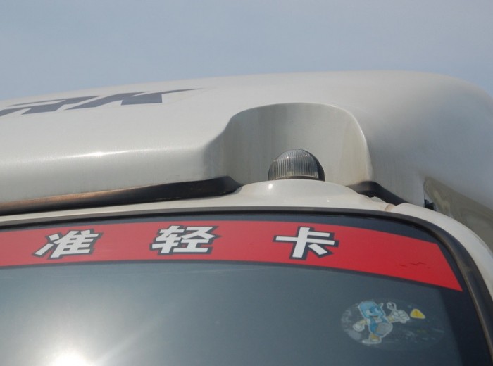 福田欧马可A系 95马力 4.23米单排厢式轻卡(宽体)外观图（10/14）