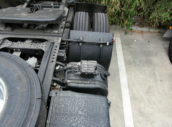 福田 欧曼GTL 超能版重卡 350马力 4X2 牵引车(BJ4189SLFKA-XA)底盘图（63/64）