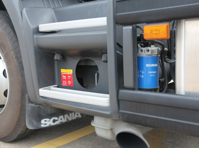 斯堪尼亚 G系列重卡 420马力 6X2 牵引车(G420 AMT带液力缓速器) 底盘图（10/28）
