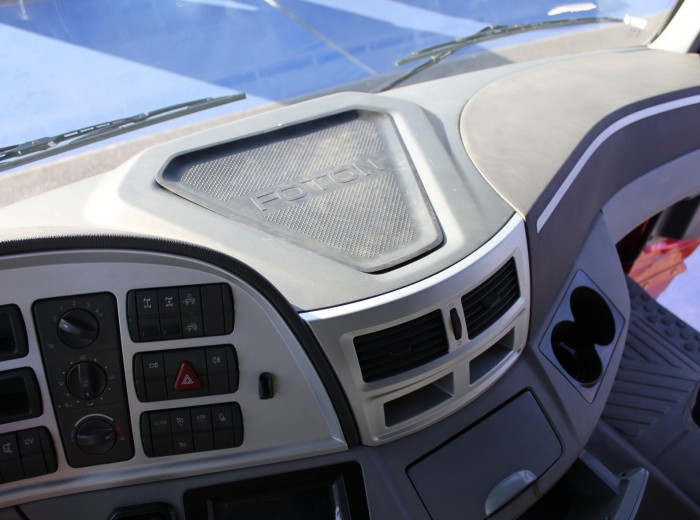 福田 欧曼GTL 6系重卡 420马力 6X4 牵引车(国四伊顿AMT)(GTL-2490高顶平地板驾驶室)(BJ4253SNFKB-XF)驾驶室图（20/73）