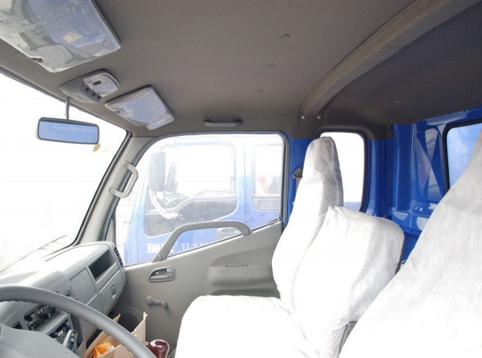 时代 瑞沃Ⅲ轻卡 130马力 4X2 自卸车(排半)(BJ3073DCPFA-S4)驾驶室图（41/45）