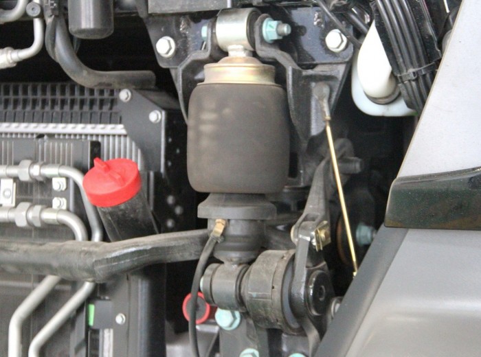奔驰 Actros重卡 440马力 6X2 牵引车 (Megaspace超大驾驶室)(型号2644)底盘图（6/42）