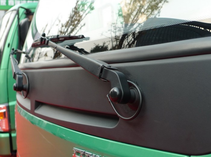 开瑞绿卡C 110马力 4.23米单排厢式轻卡(中体标准型)外观图（20/41）