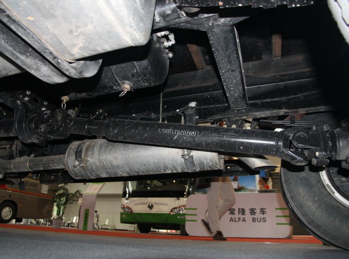 中国重汽HOWO 统帅 141马力 4.2米单排厢式轻卡底盘图（38/46）
