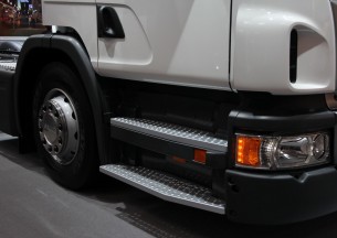 斯堪尼亚 P系列重卡 320马力 6X2 牵引车(型号P320 DB6X2*4MNB 城市垃圾车)底盘图