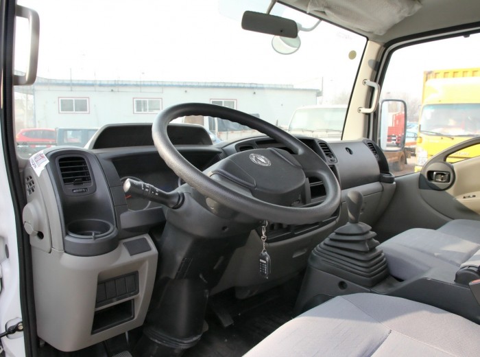 东风凯普特N280 116马力 4.26米单排厢式轻卡驾驶室图（17/60）