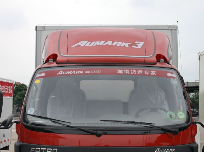 福田欧马可3系 141马力 4.165米单排厢式轻卡外观图（5/25）