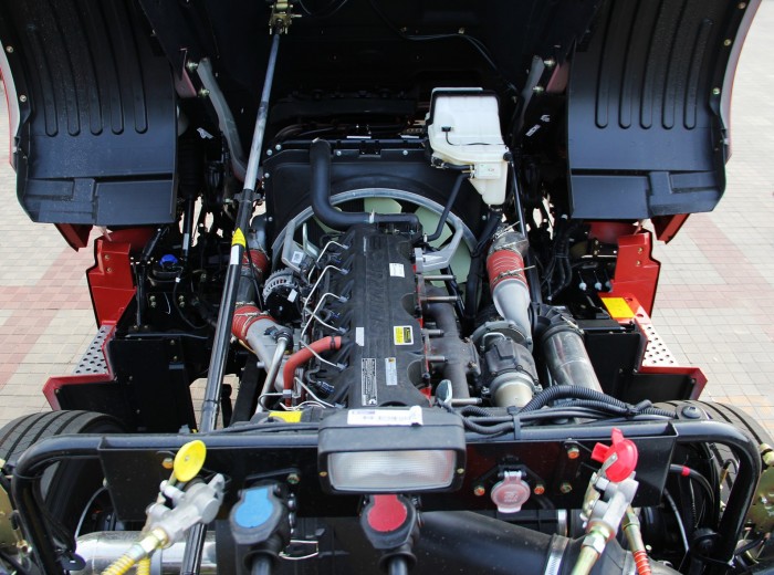 福田 欧曼GTL超能版 6系重卡 标准型 430马力 6X4 牵引车(高顶标准地板车身)驾驶室图（35/38）