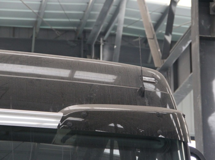 奔驰 Actros重卡 440马力 6X2 牵引车 (Megaspace超大驾驶室)(型号2644)外观图（17/46）