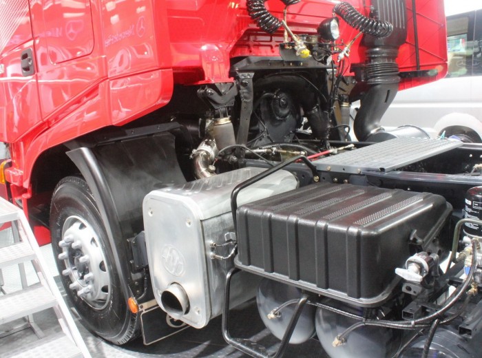 红岩 杰狮S100重卡 480马力 6X4 牵引车(红色版)(CQ4255HXG334)底盘图（6/44）