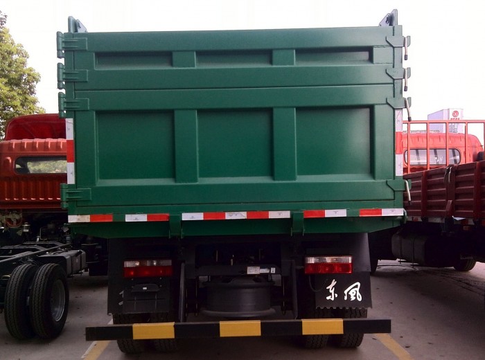 东风 劲诺中卡 140马力 4X2 自卸车(EQ3120GD5AC)上装图（3/3）