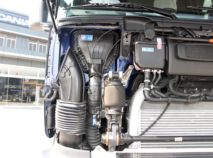 斯堪尼亚 G系列重卡 480马力 6X2 牵引车(型号G480)外观图（62/70）