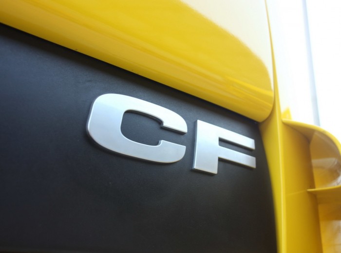 达夫 CF系列重卡 340马力 8X4 自卸车(CF85)外观图（24/25）