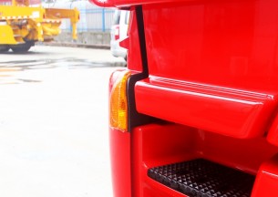 红岩 杰狮重卡 430马力 6X4 牵引车(平顶)(CQ4255HXG334)底盘图