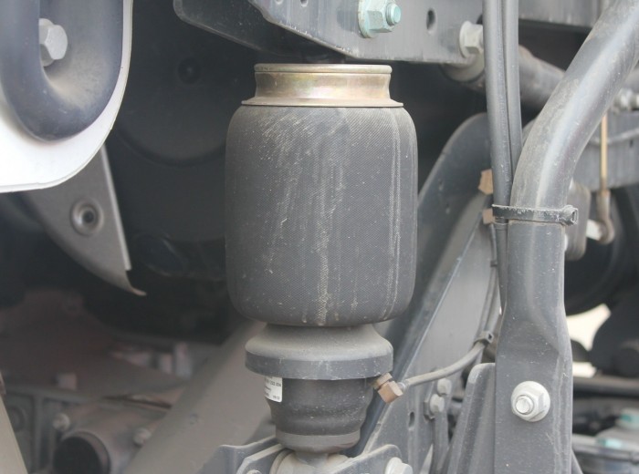 奔驰 Actros重卡 440马力 6X2 牵引车 (型号2644)底盘图（10/15）