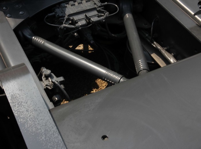 奔驰 Actros重卡 408马力 6X2 牵引车(型号2644)底盘图（18/36）