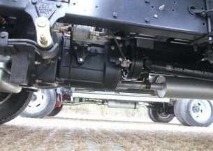 青岛解放 虎V 120马力 3.85米单排栏板轻卡底盘图