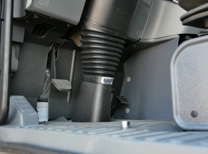 北奔 V3重卡 290马力 6X4 自卸车(ND32500B38J7)驾驶室图（7/21）