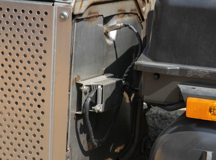 奔驰 Actros重卡 408马力 6X2 牵引车(黑曜石)(后提升桥)(型号2644)底盘图（5/38）