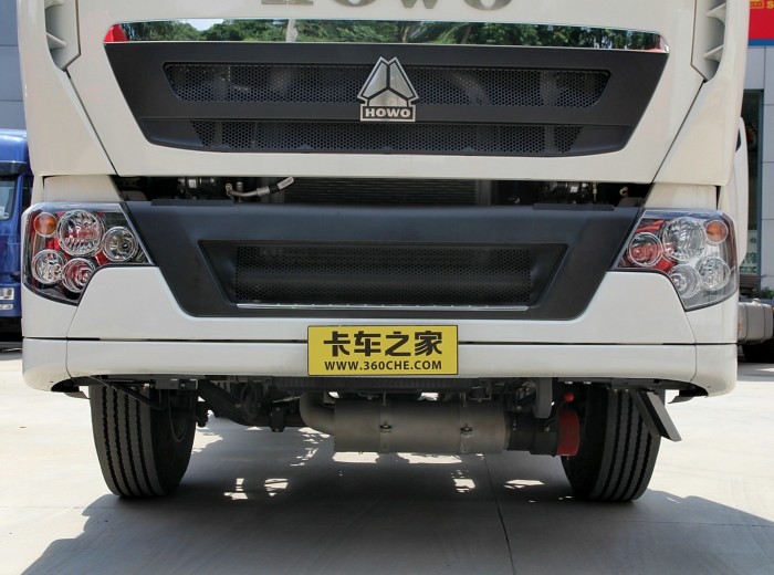 中国重汽 HOWO-T7H重卡 400马力 6X4 牵引车（ZZ4257V324HD1B）外观图（20/57）