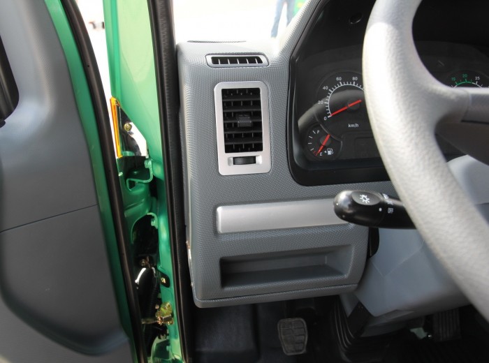 开瑞绿卡2T 130马力 4.215米单排厢式轻卡驾驶室图（11/29）