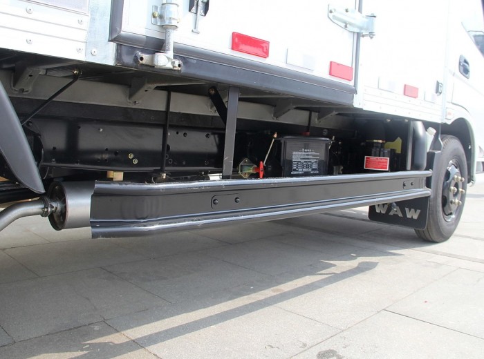 奥驰V2系列 109马力 4.2米单排厢式轻卡底盘图（13/24）