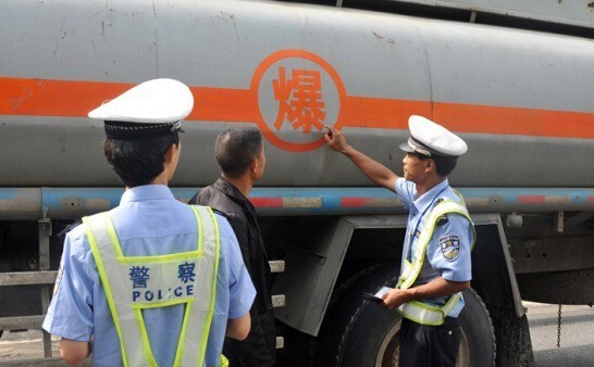 南水北调 河北通告危化车禁止跨渠桥梁