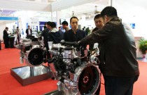 中国重汽曼技术发动机亮相天津客车展